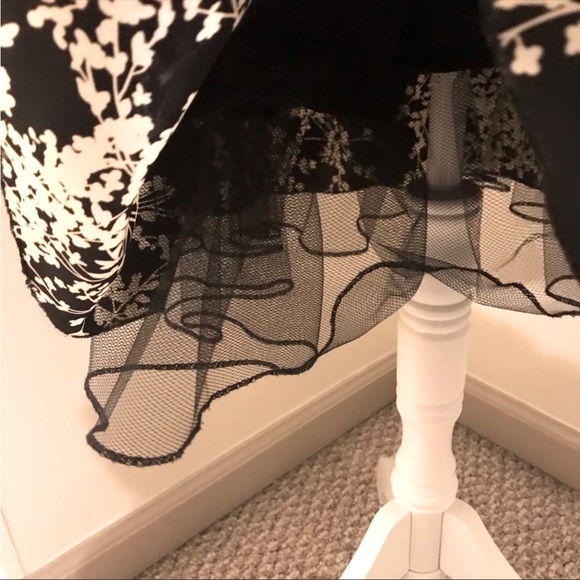 🆕 Speechless LBD Black & Cream Empire Waist Fit and Flare Dress, Size 5 - Picture 3 of 13